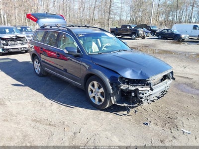 VOLVO XC70 2010