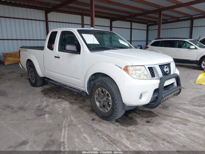 NISSAN FRONTIER 2016