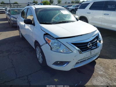 NISSAN VERSA 2015