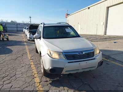 SUBARU FORESTER 2010