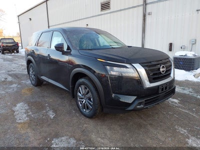 NISSAN PATHFINDER 2025