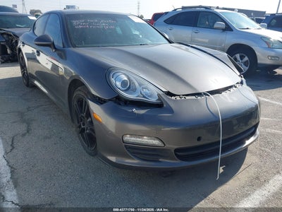 PORSCHE PANAMERA 2013