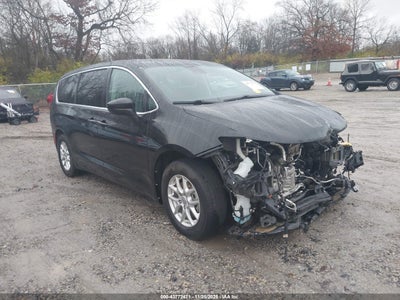 CHRYSLER VOYAGER 2023