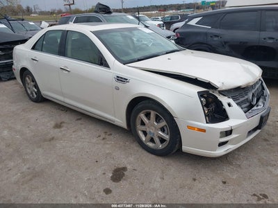 CADILLAC STS 2010