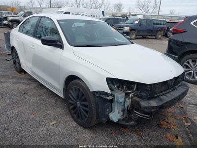 VOLKSWAGEN JETTA 2016