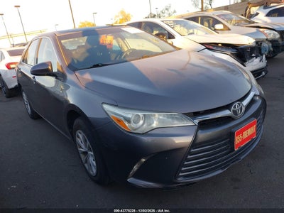 TOYOTA CAMRY 2016