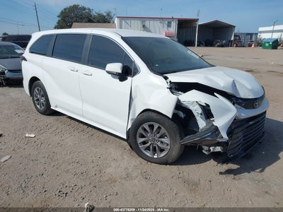 TOYOTA SIENNA 2023