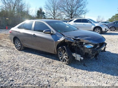 TOYOTA CAMRY 2017