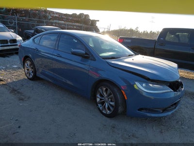 CHRYSLER 200 2015
