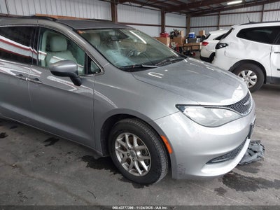 CHRYSLER VOYAGER 2021