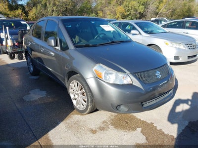 SUZUKI SX4 2011