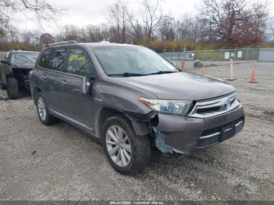 TOYOTA HIGHLANDER HYBRID 2013