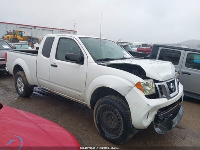 NISSAN FRONTIER 2013