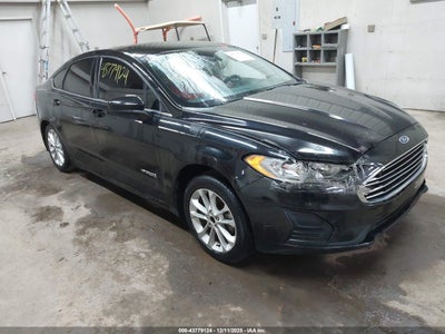 FORD FUSION HYBRID 2019