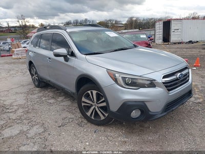 SUBARU OUTBACK 2018