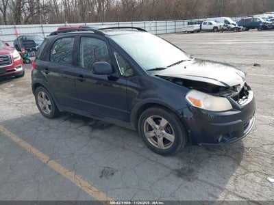 SUZUKI SX4 2011