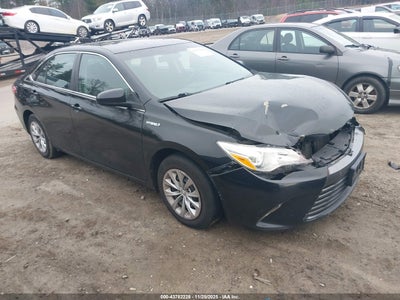 TOYOTA CAMRY HYBRID 2016