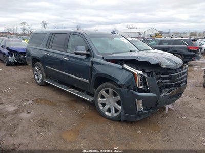 CADILLAC ESCALADE ESV 2019