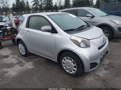 SCION IQ 2013