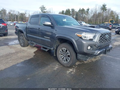 TOYOTA TACOMA 2022