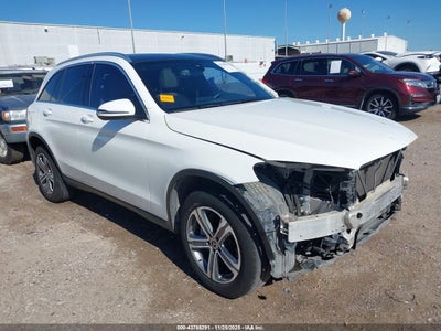 MERCEDES-BENZ GLC 300 2017