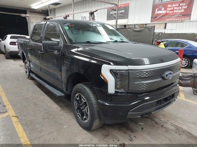 FORD F-150 LIGHTNING 2023