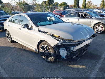 KIA K5 2023