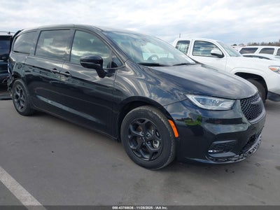 CHRYSLER PACIFICA HYBRID 2022