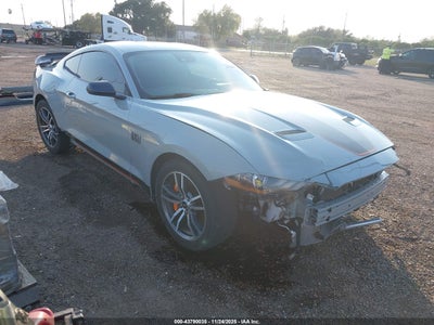 FORD MUSTANG 2021