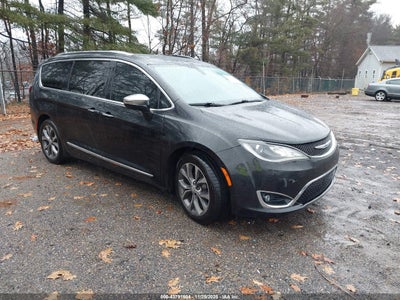 CHRYSLER PACIFICA 2017