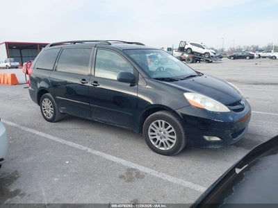 TOYOTA SIENNA 2009