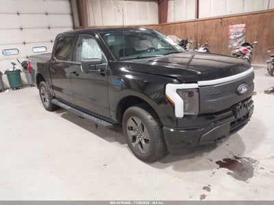 FORD F-150 LIGHTNING 2024