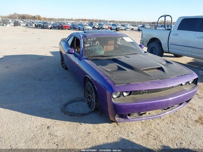 DODGE CHALLENGER 2016