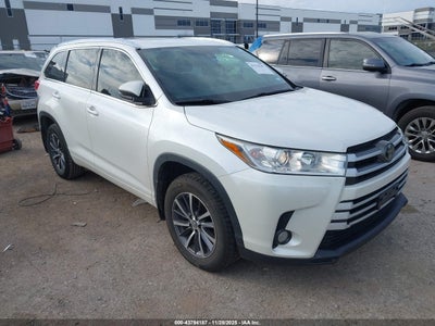 TOYOTA HIGHLANDER 2018