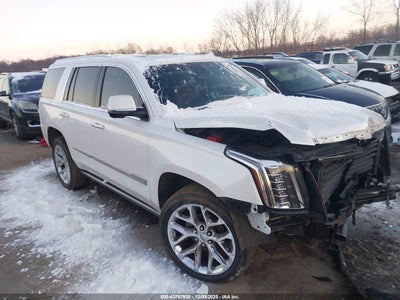 CADILLAC ESCALADE 2016