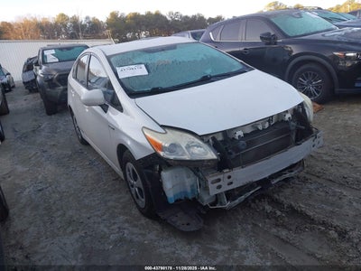 TOYOTA PRIUS 2013