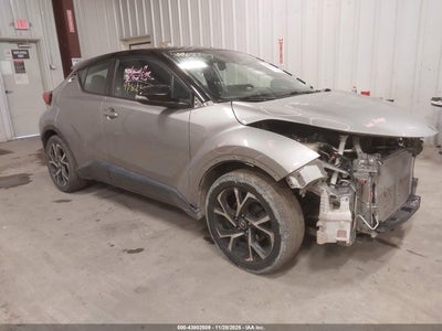 TOYOTA C-HR 2019