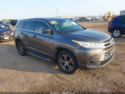 TOYOTA HIGHLANDER 2017