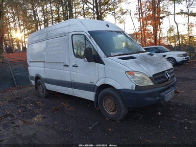 MERCEDES-BENZ SPRINTER 2500 2011