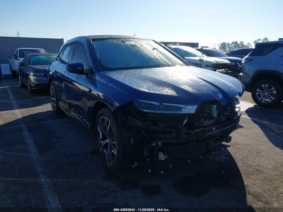 BMW IX 2024