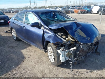 TOYOTA CAMRY HYBRID 2015