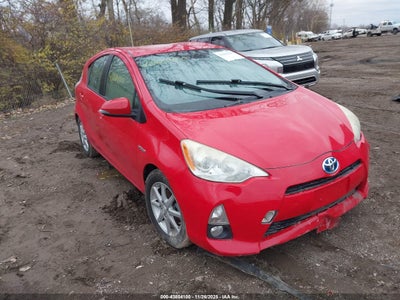 TOYOTA PRIUS C 2012