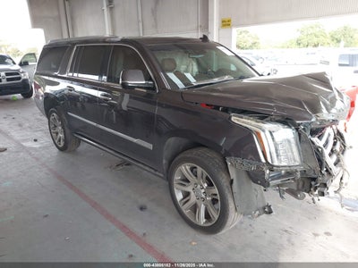 CADILLAC ESCALADE ESV 2018