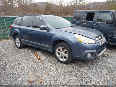 SUBARU OUTBACK 2013