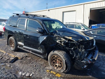 TOYOTA LAND CRUISER 2013