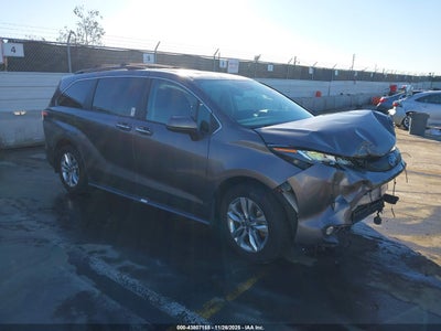 TOYOTA SIENNA 2022