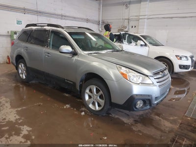 SUBARU OUTBACK 2014