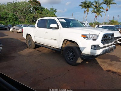 TOYOTA TACOMA 2017