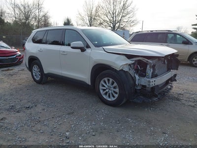 TOYOTA GRAND HIGHLANDER 2024