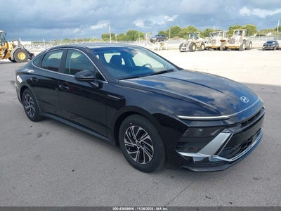 HYUNDAI SONATA HYBRID 2026